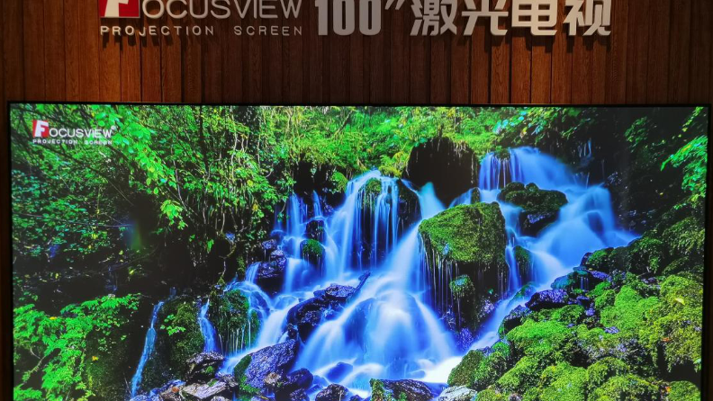 激光电视能用软幕吗？软幕跟硬屏的效果有区别吗？【南京人生就是博音响】